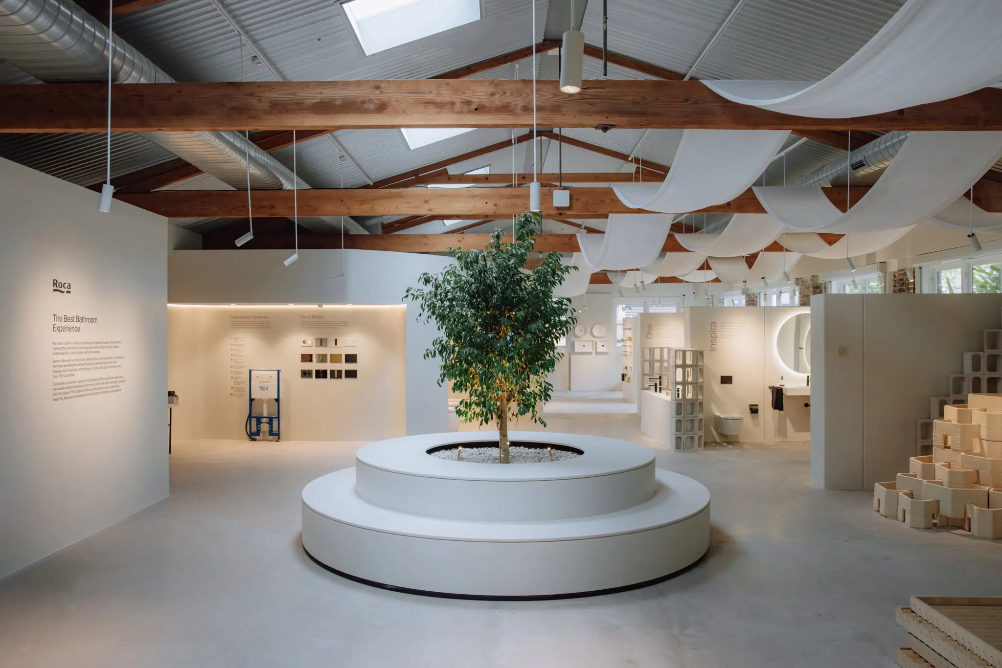 Sydney-Gallery_Roca-area.jpg
